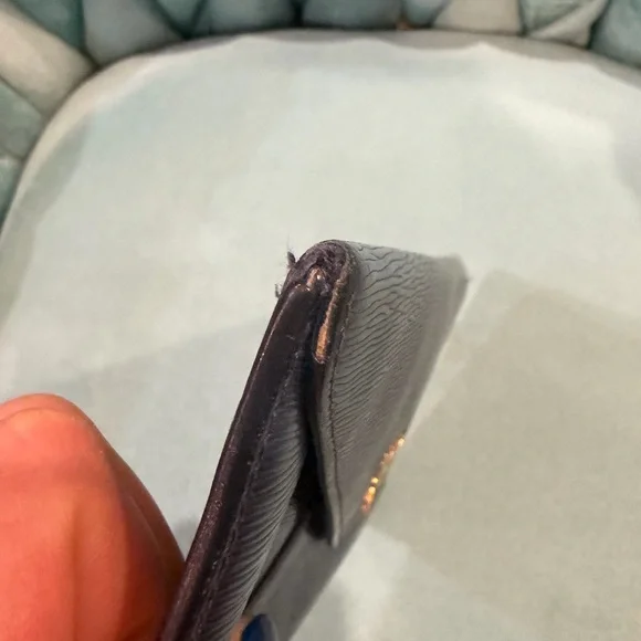 Prada Envelope Wallet in Blue Leather Flawed Gem 💎 - Picture 15 of 17